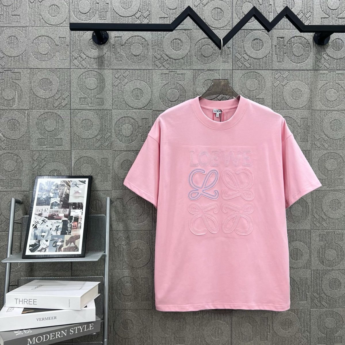 Loewe T Shirt  Embroider Logo Size XS-L - Image 1