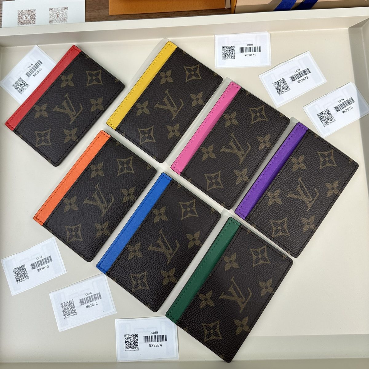 Louis Vuitton Card Holder Size 11*7cm M82874 M82875 M82873 M82872 M82871 M82870 M82869 - Image 1