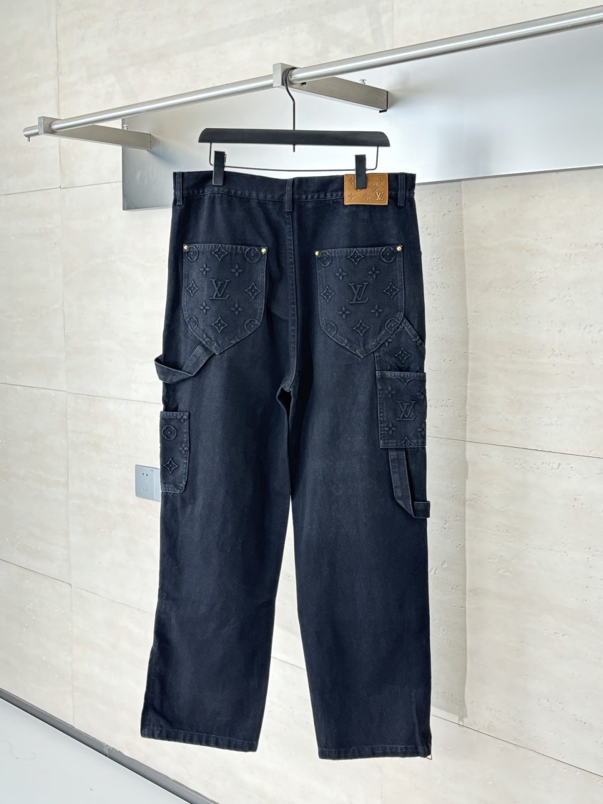 Louis Vuitton Unisex Jeans Size S-XL - Image 7