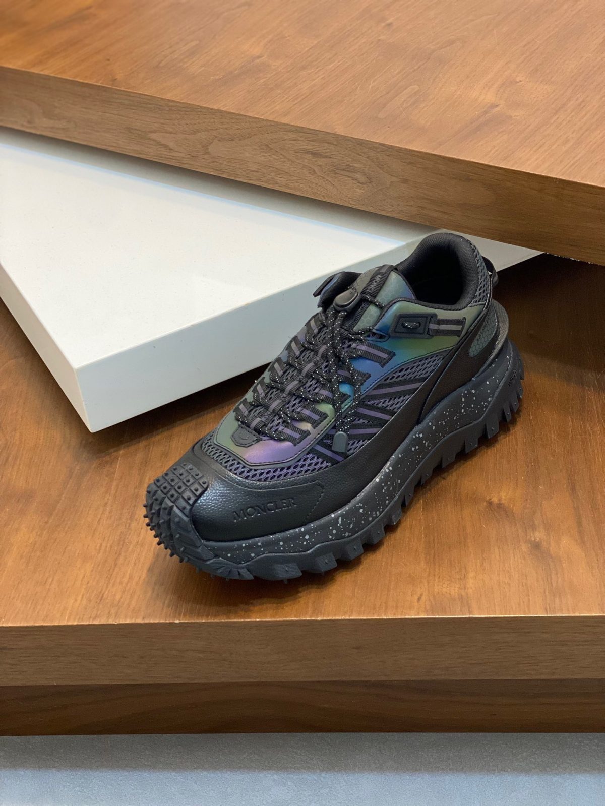 Moncler Trailgrip Gtx Sneaker Size 40-45 - Image 5