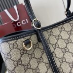 Gucci GG Emblem Women Shopping Bags Size 30*18*11cm - Image 5