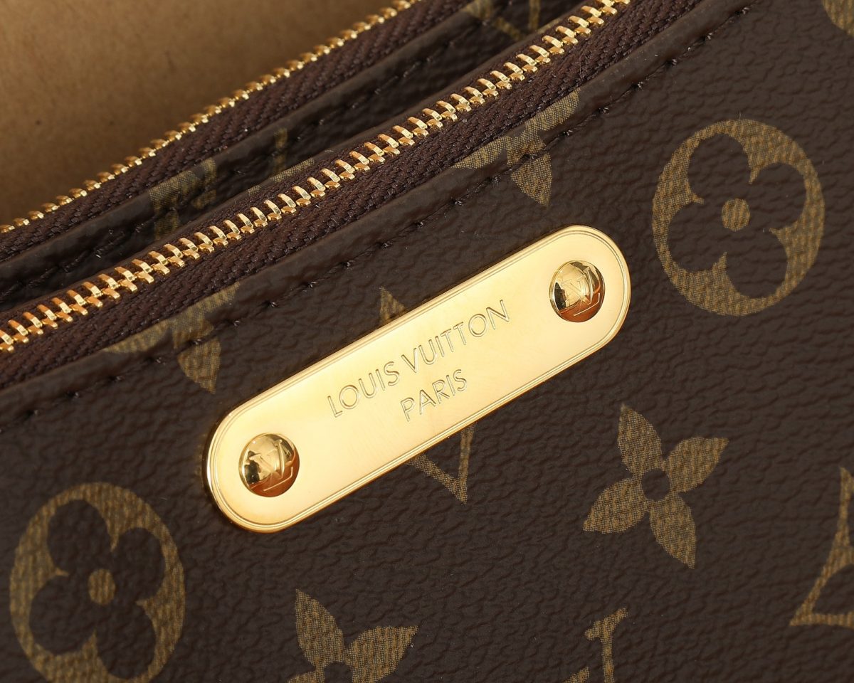 Louis Vuitton M83008 Liv Pochette Shoulder Bag Size 24.5*13.5*6.5cm - Image 5