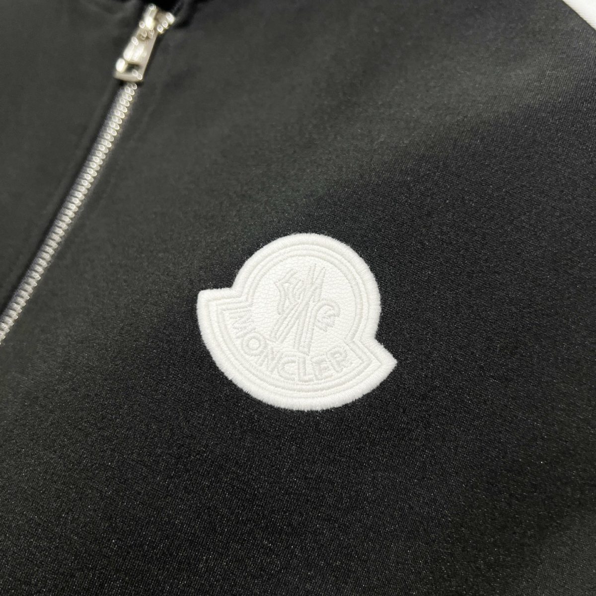 Moncler Unisex Jacket Size S-XXL - Image 3