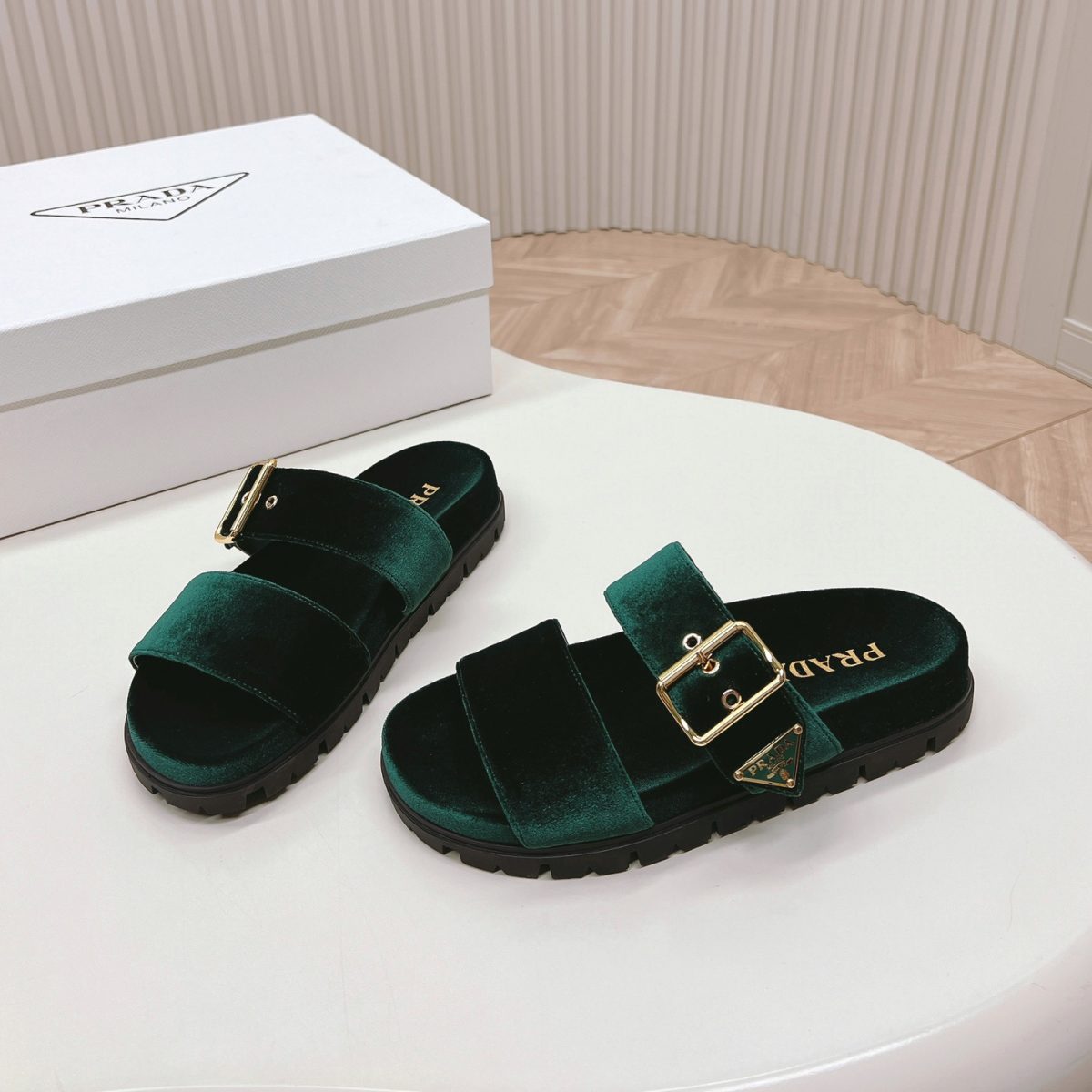 Prada 2024ss Slippers Size 36-40 - Image 1