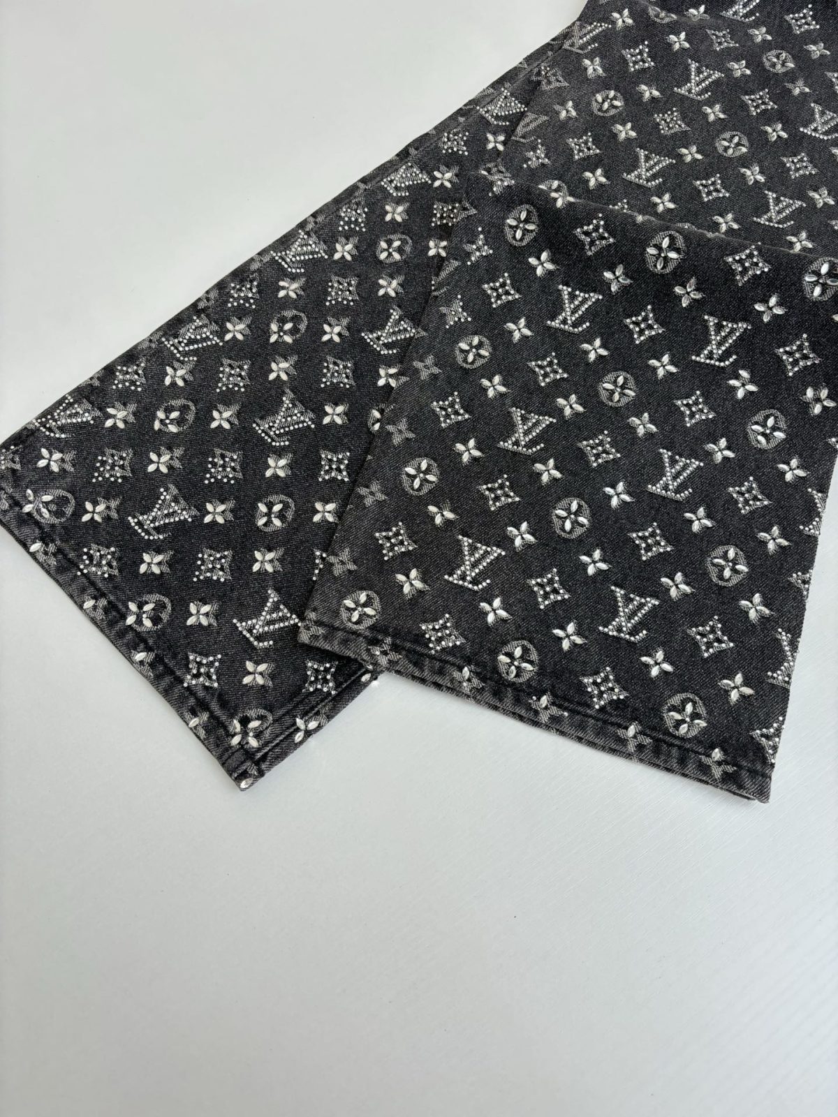 Louis Vuitton Monogram Pants Jeans Size S-XL - Image 2
