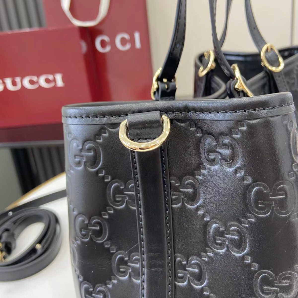 Gucci GG Emblem Women Shopping Bags Size 30*18*11cm - Image 7