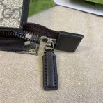 Gucci New GG Supreme Pouch Size 26*20*6cm Style 475316 - Image 10