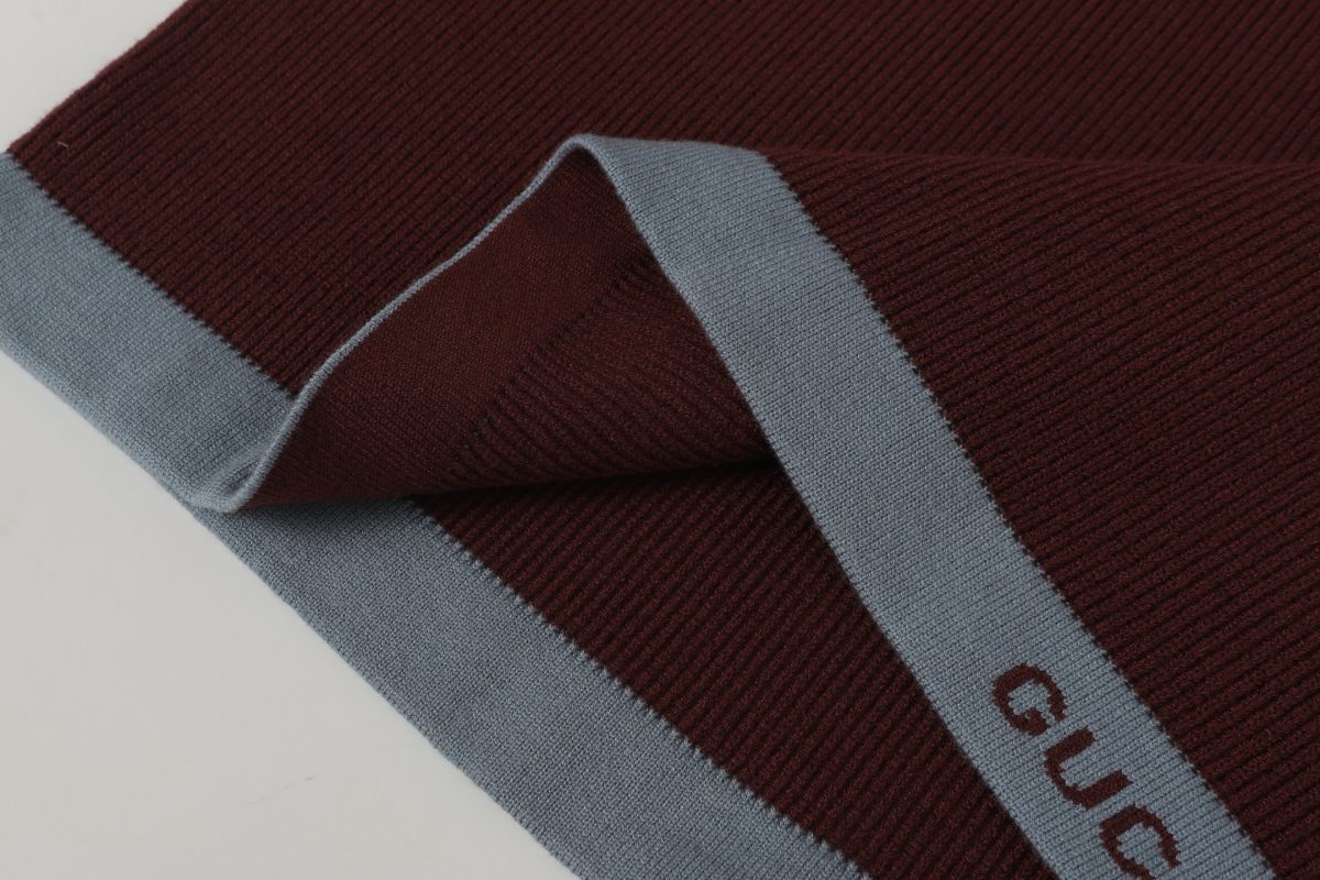 Gucci Unisex Sweatshirt Size S-L - Image 4
