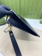 Gucci GG Supreme Unisex Clutch Bags 30*21cm - Image 7