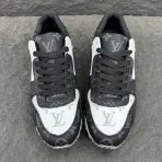 Louis Vuitton Run Away Sneaker For Men Size 39-46 - Image 3