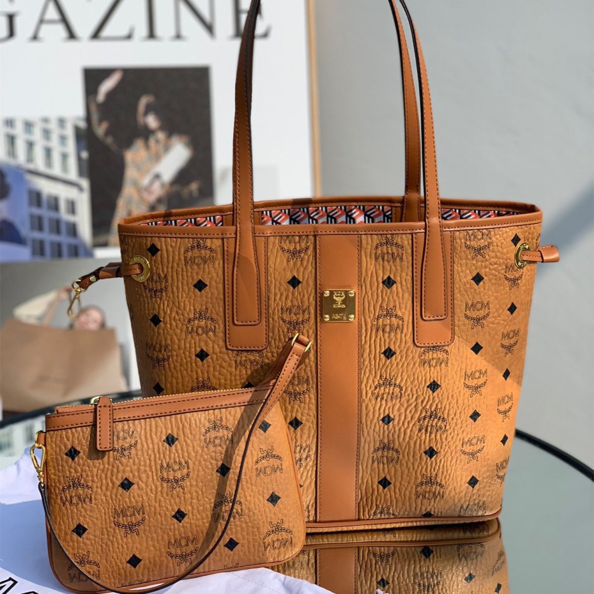 MCM Reversible Liz Shopper in Visetos Bags 37*31*25cm - Image 2