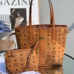 MCM Reversible Liz Shopper in Visetos Bags 37*31*25cm - Image 2