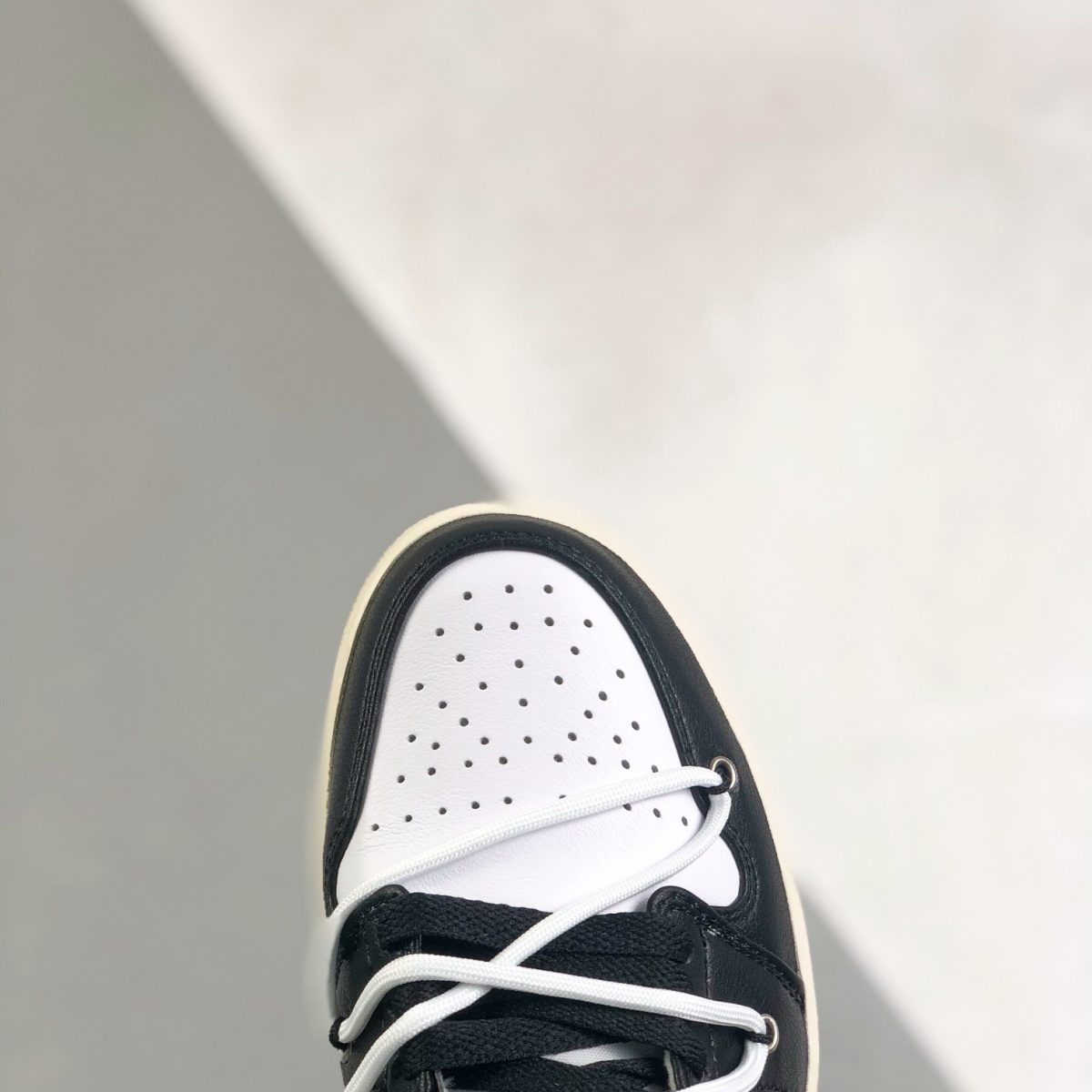 Nike Air Jordan 1 x OFF White Low Top Sneakers Shoes Gr. 36-46 - Image 6