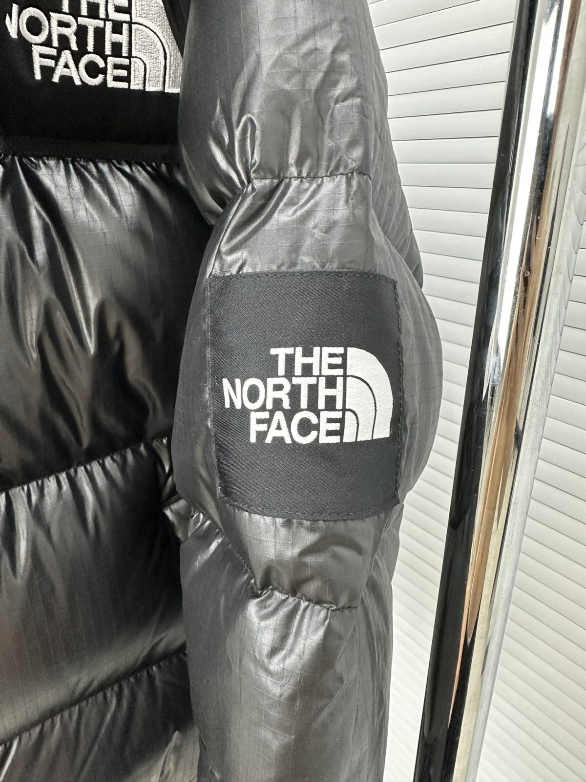 The North Face 1996 Men Women Winter Jacket XS-XXL - Image 6