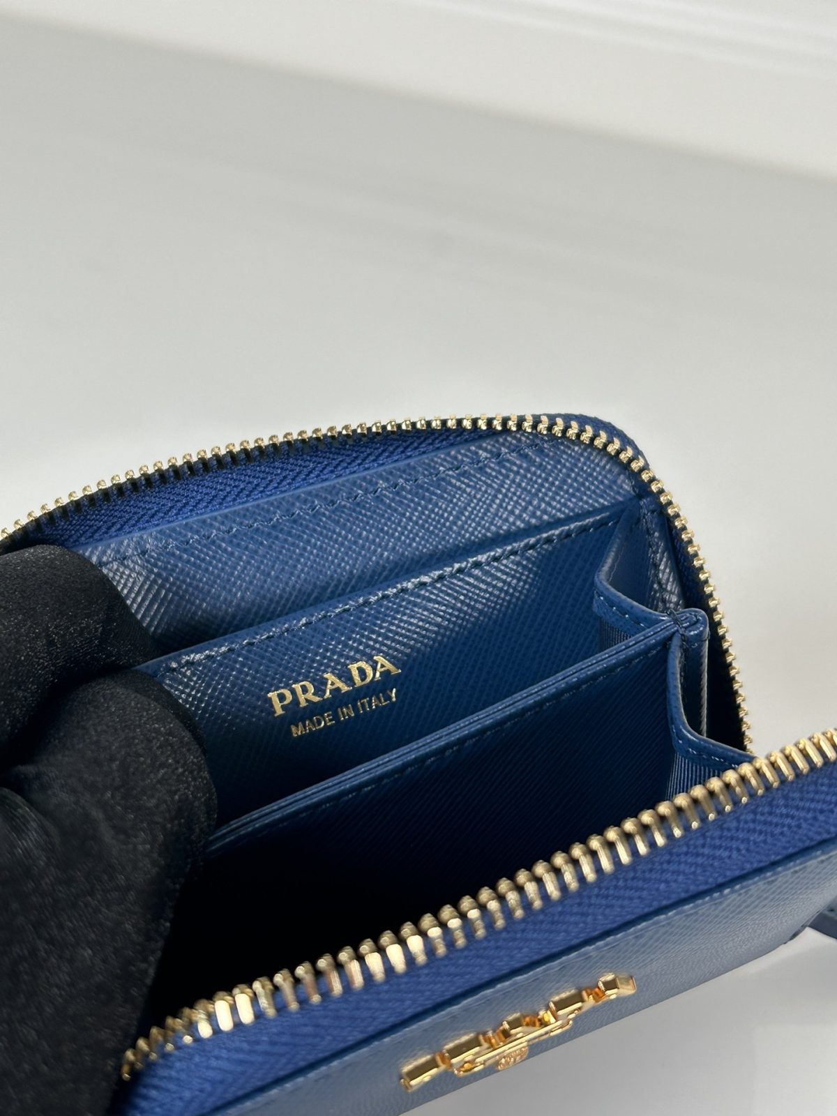 Prada Card Holder Size 10*8cm - Image 7