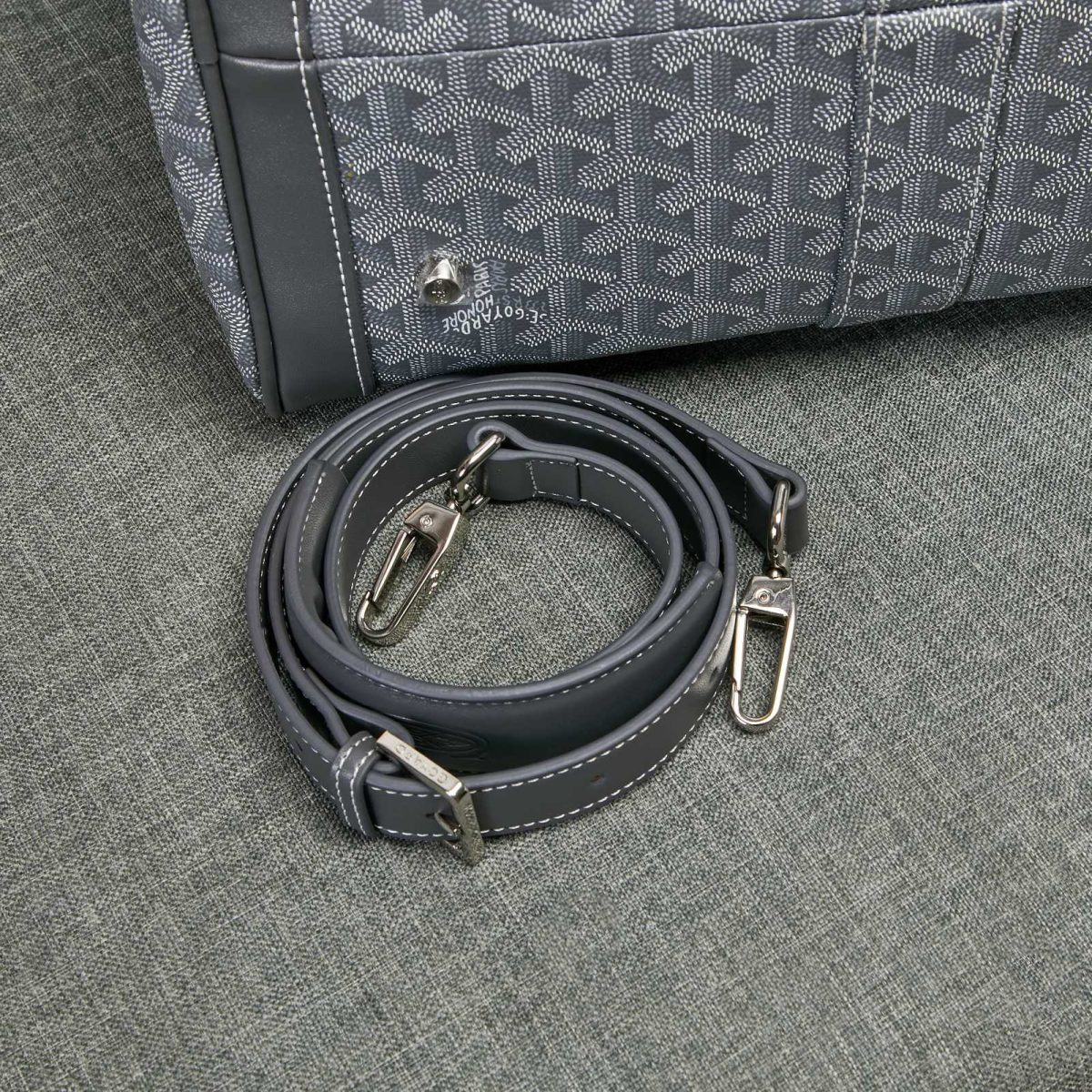 Goyard Bowling Travel Bags Size 48*28*22cm - Image 8
