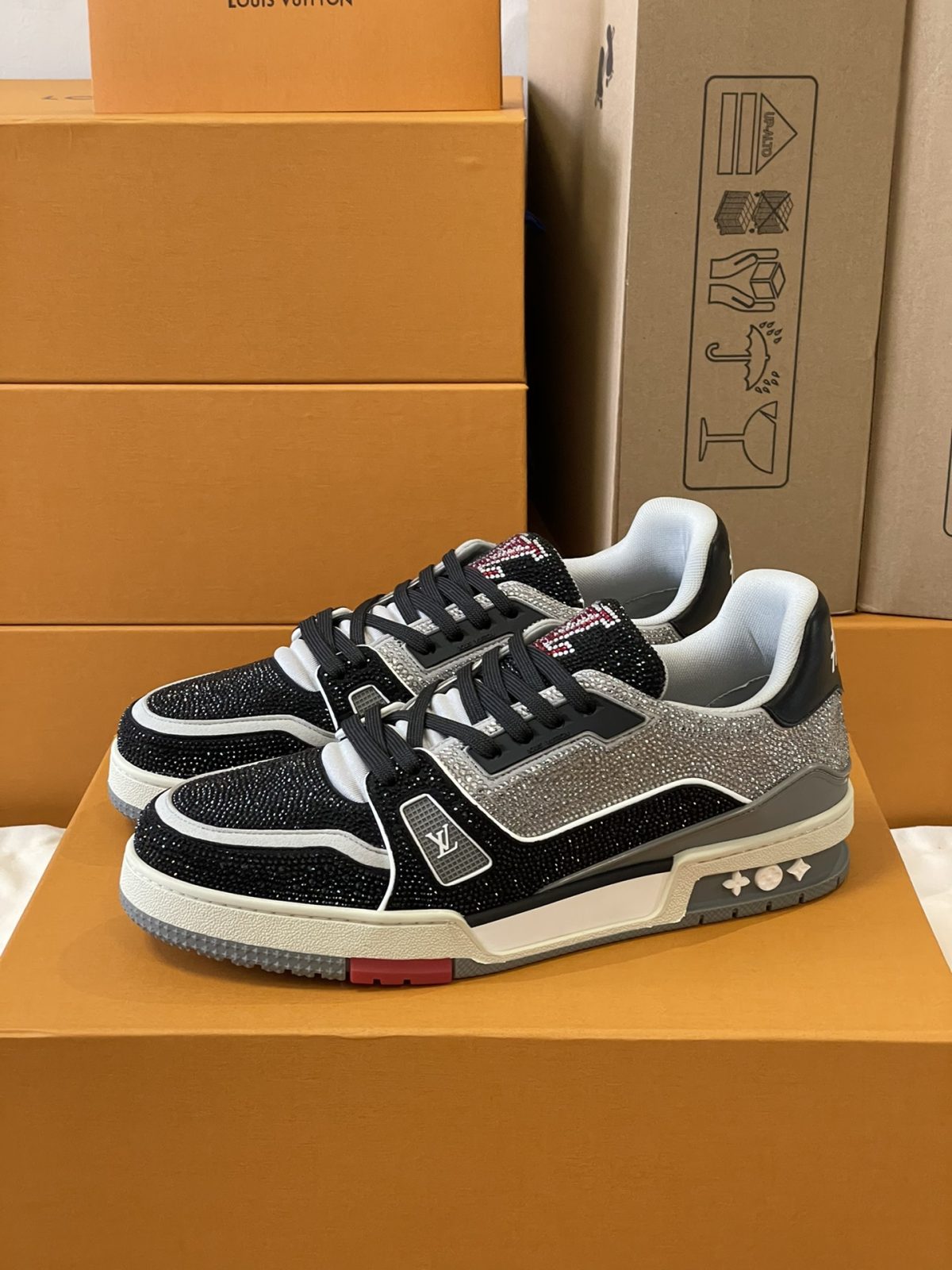 Louis Vuitton LV Trainer Diamond Sneaker Size 36-46 - Image 2