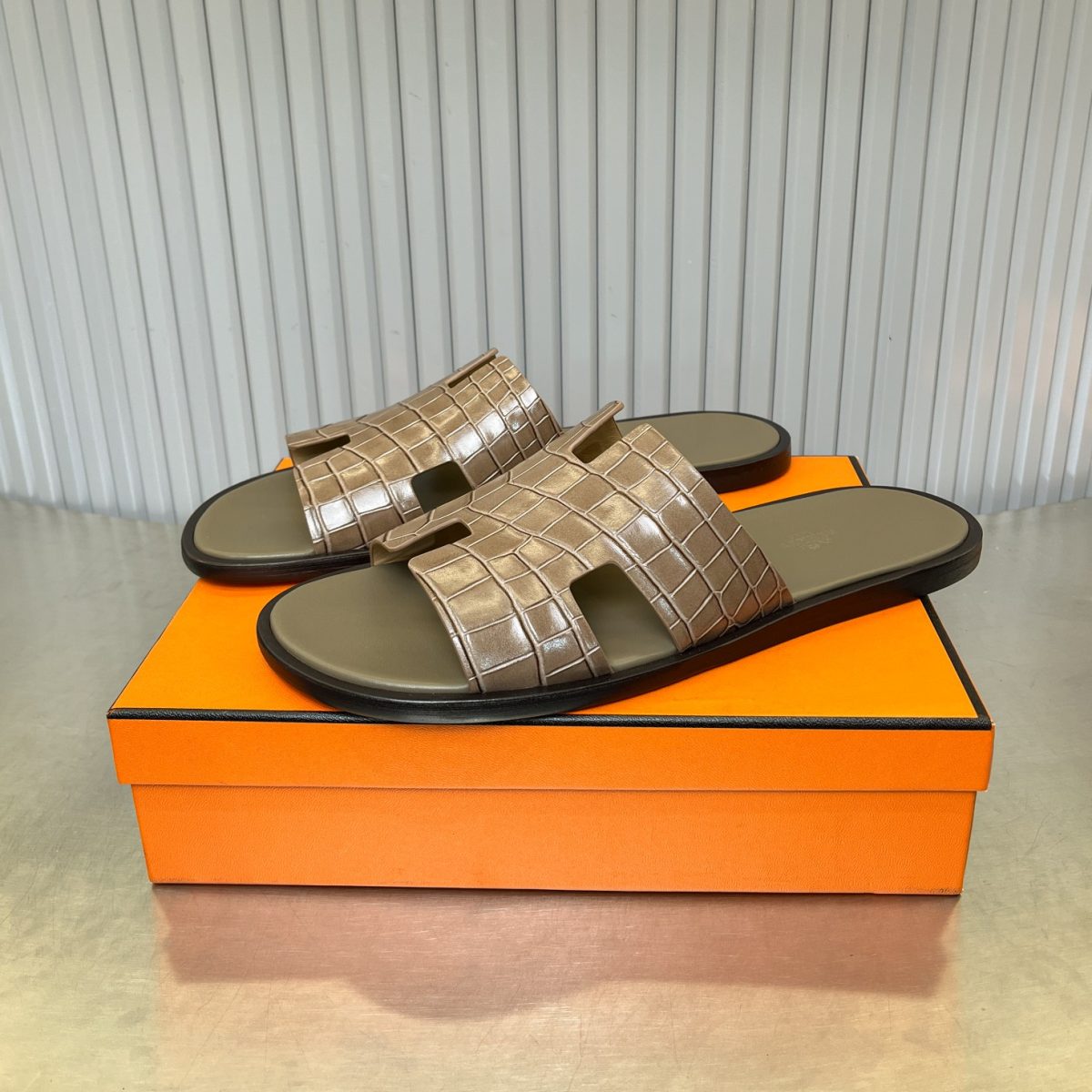 Hermes lzmir Sandals Size 40-45 - Image 1