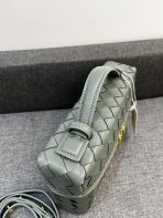 Bottega Veneta Vanity Case Shoulder Bags 24*13*6cm - Image 5