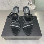 YSL Georgia Pumps Size 35-40 - Image 2