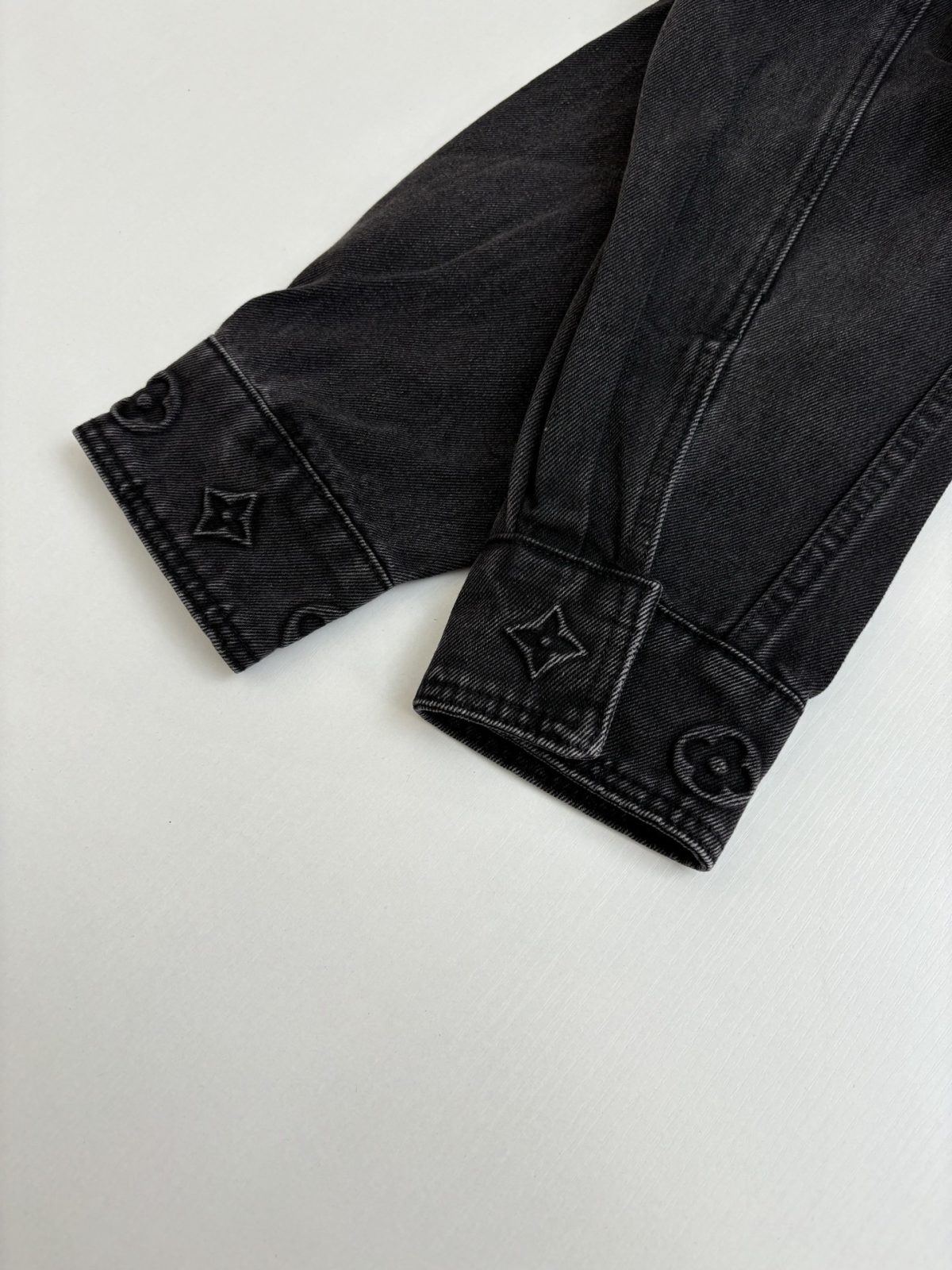 Louis Vuitton Denim Jacket Size S-XL - Image 7