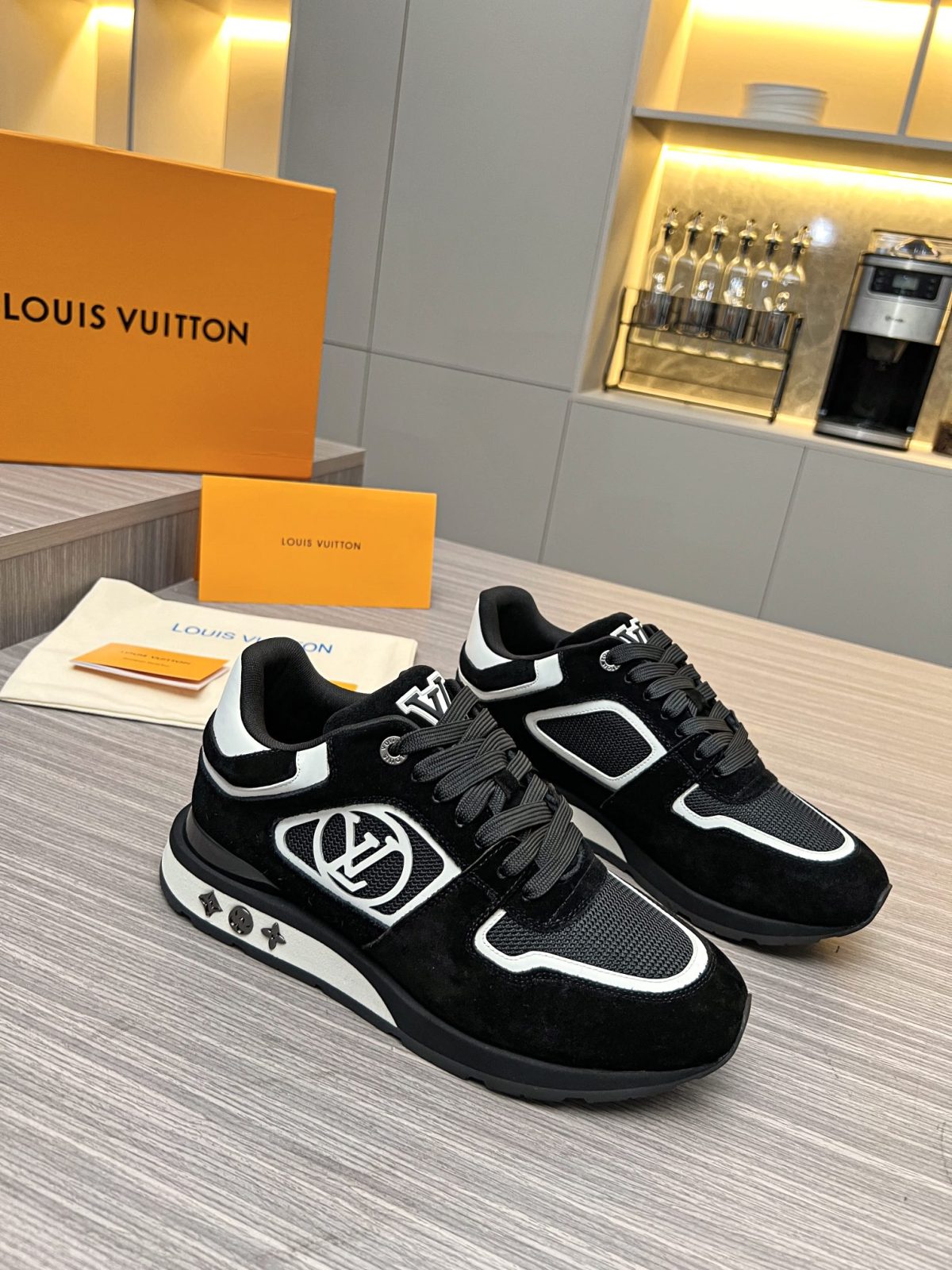 Louis Vuitton 2024ss Runaway Sneaker Size 40-46 - Image 3