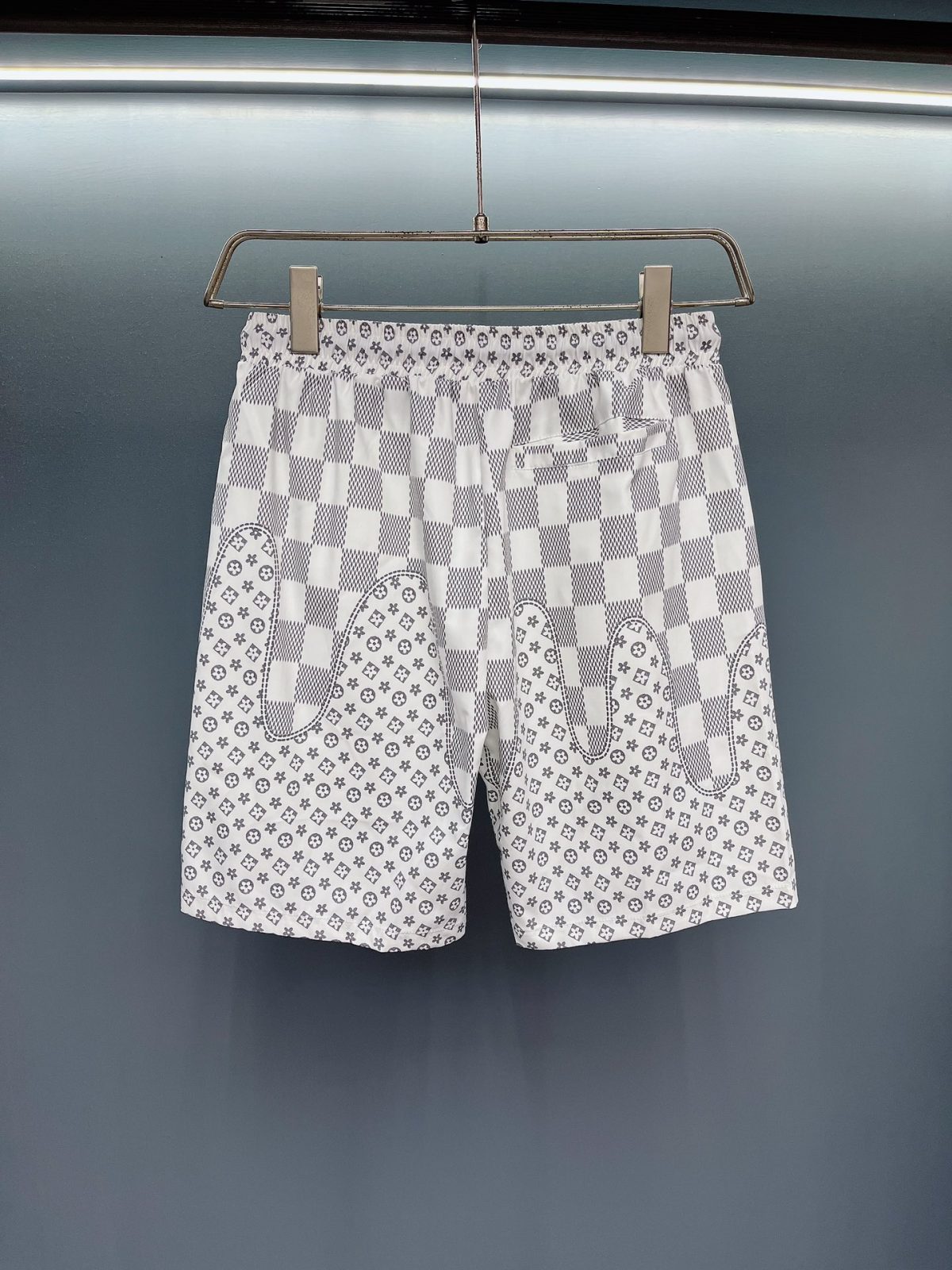 Louis Vuitton Beach Pants Size M-XXXL - Image 8