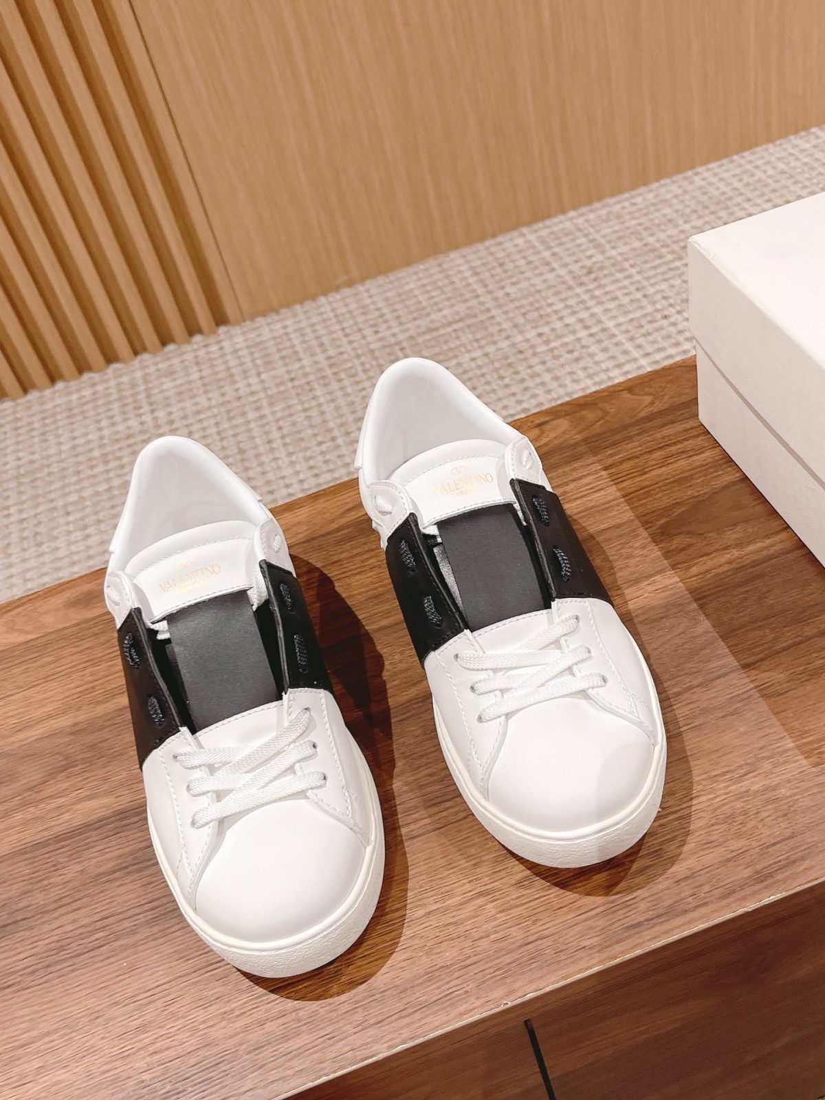 Valentino Open Sneaker Size 36-46 - Image 2