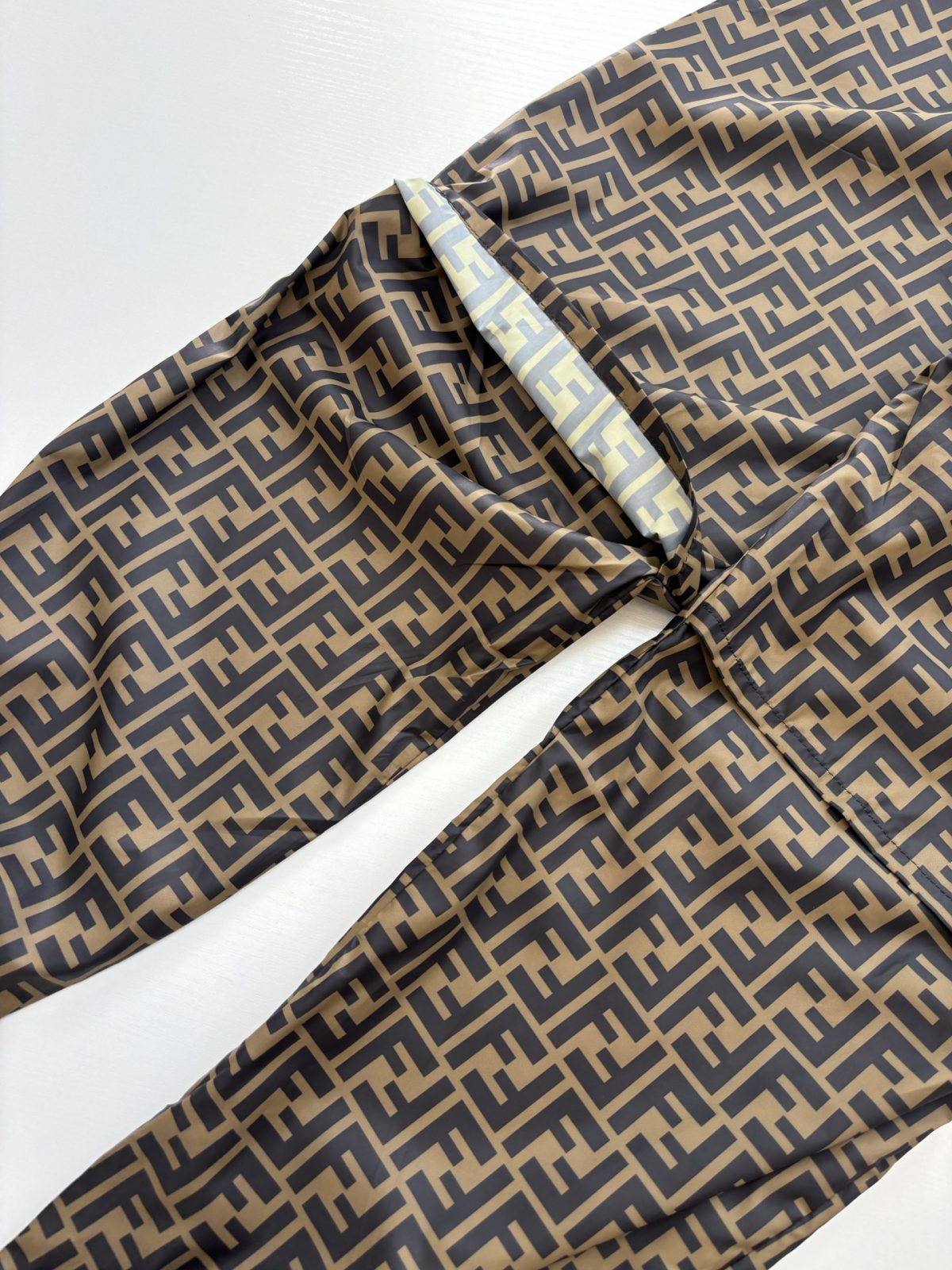 Fendi Unisex Pants Size S-XL - Image 12