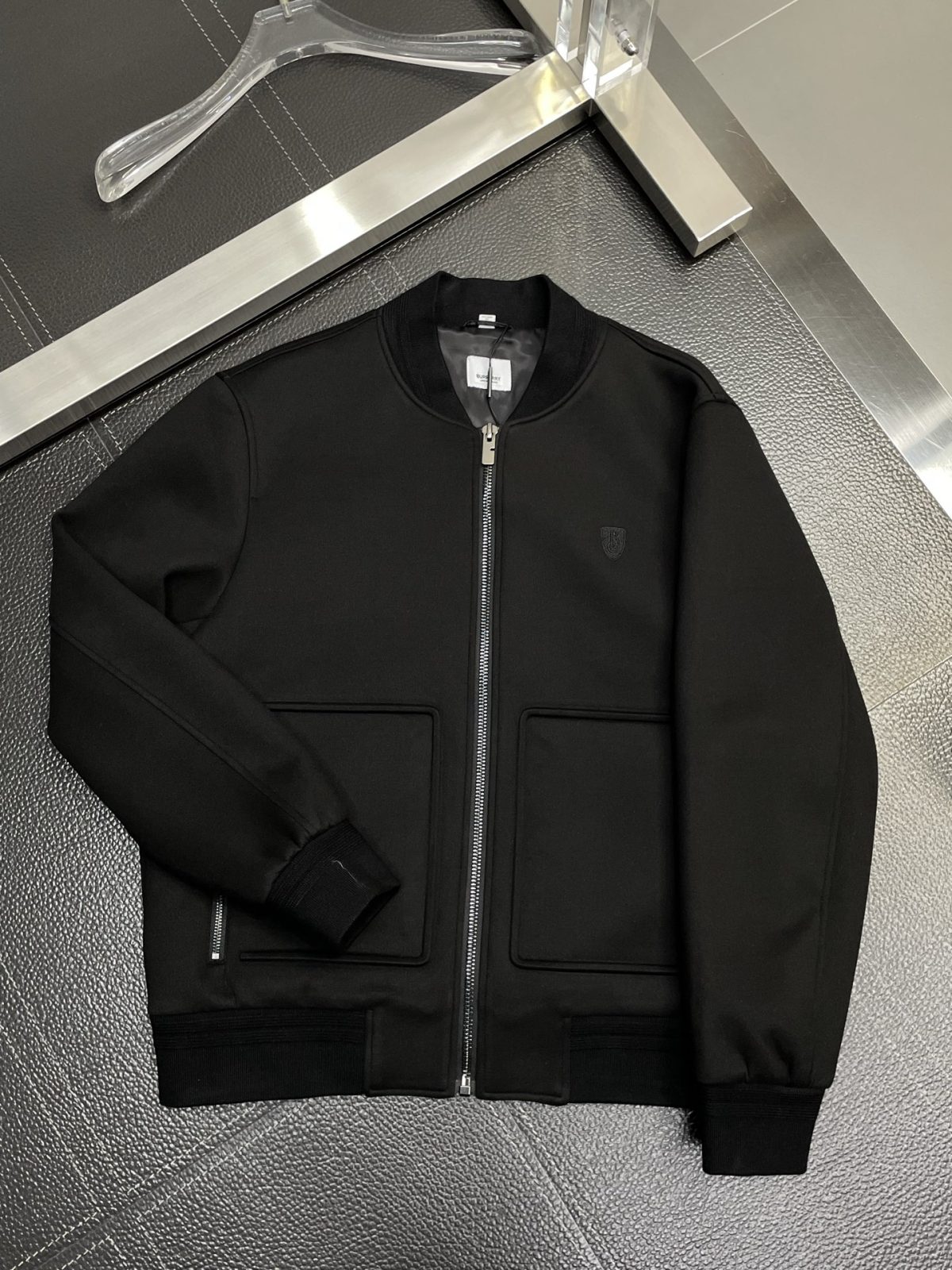 Burberry Unisex Jacket Size M-XXXL - Image 5