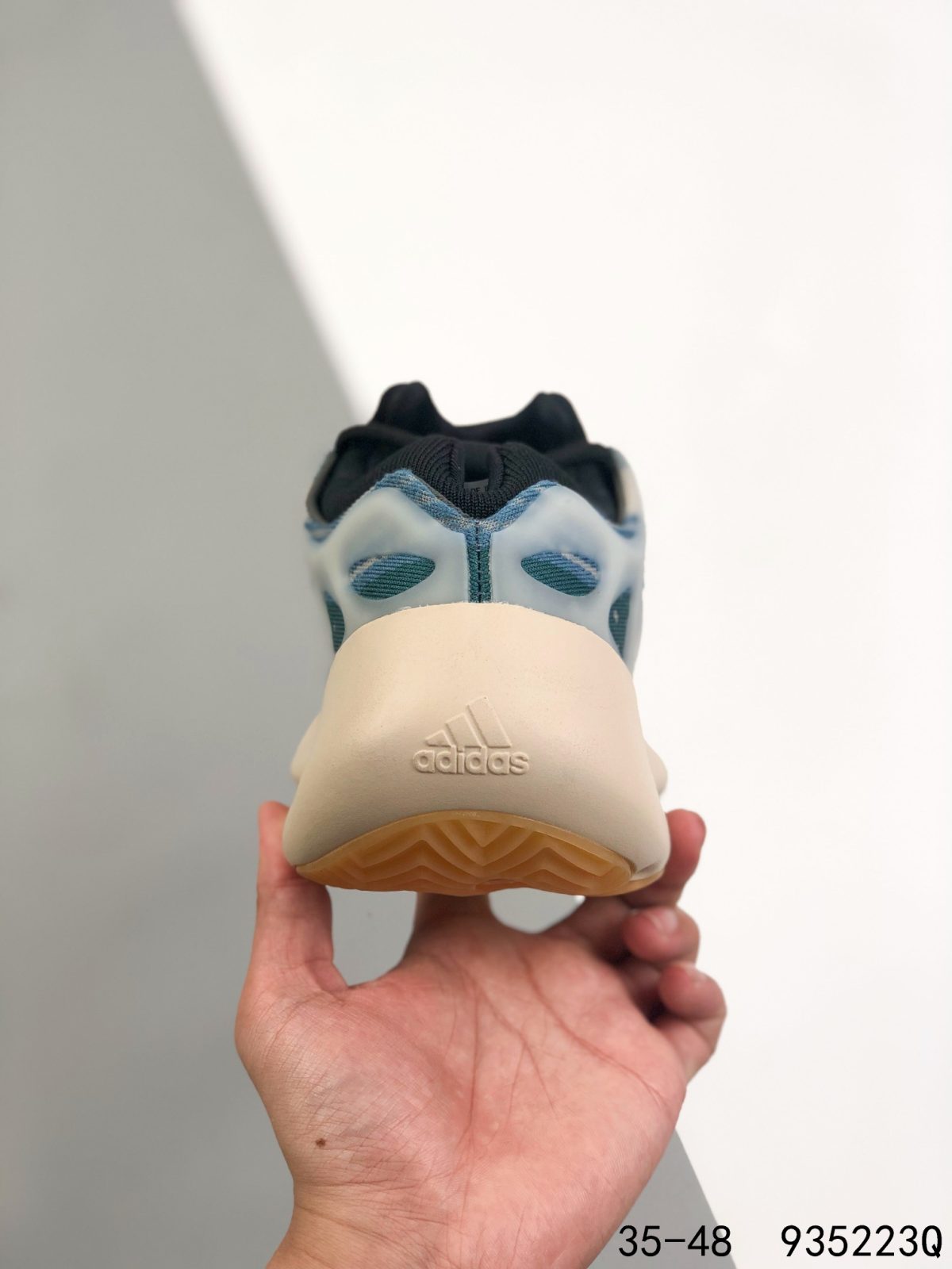 Yeezy 700 V3 Mens/Women's Sneakers Shoes 35 - 48 - Image 7