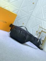 Louis Vuitton Rush Monogram Shadow Men Bags Size 30*15*8cm - Image 2