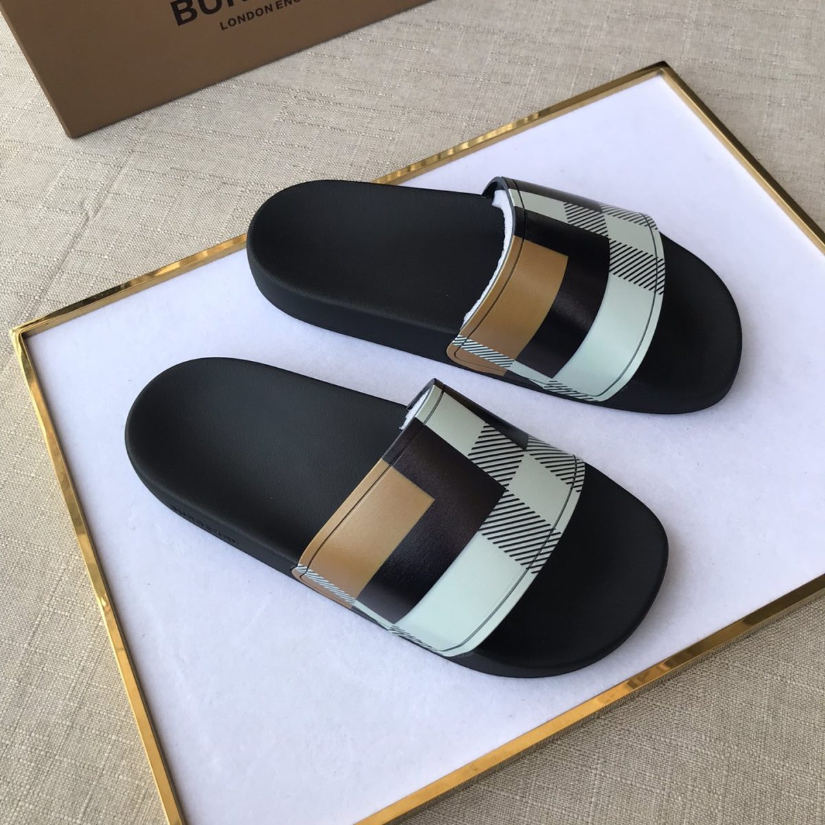 Burberry Mens Women Sandals Gr. 36-46 - Image 1