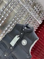 Canada Goose Winter Vest Size XS-XXL - Image 4
