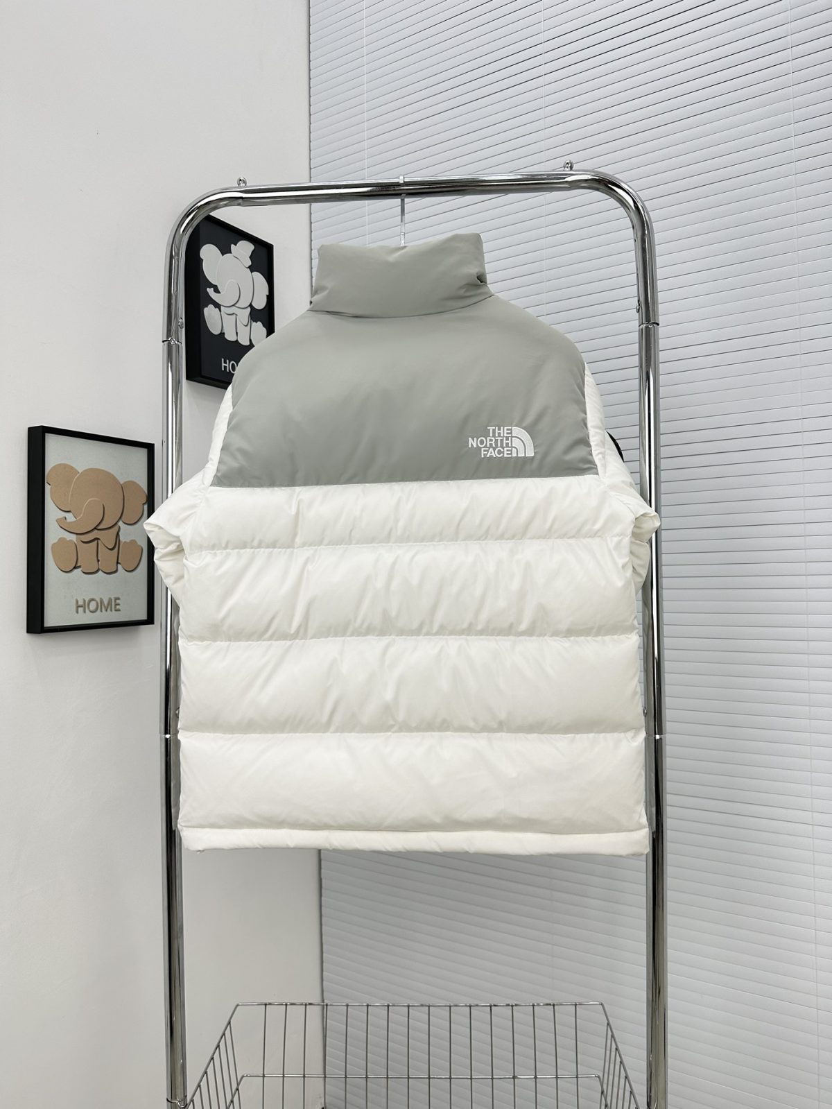 The North Face 1992 Men Women Winter Jacket XS-XXL - Image 3