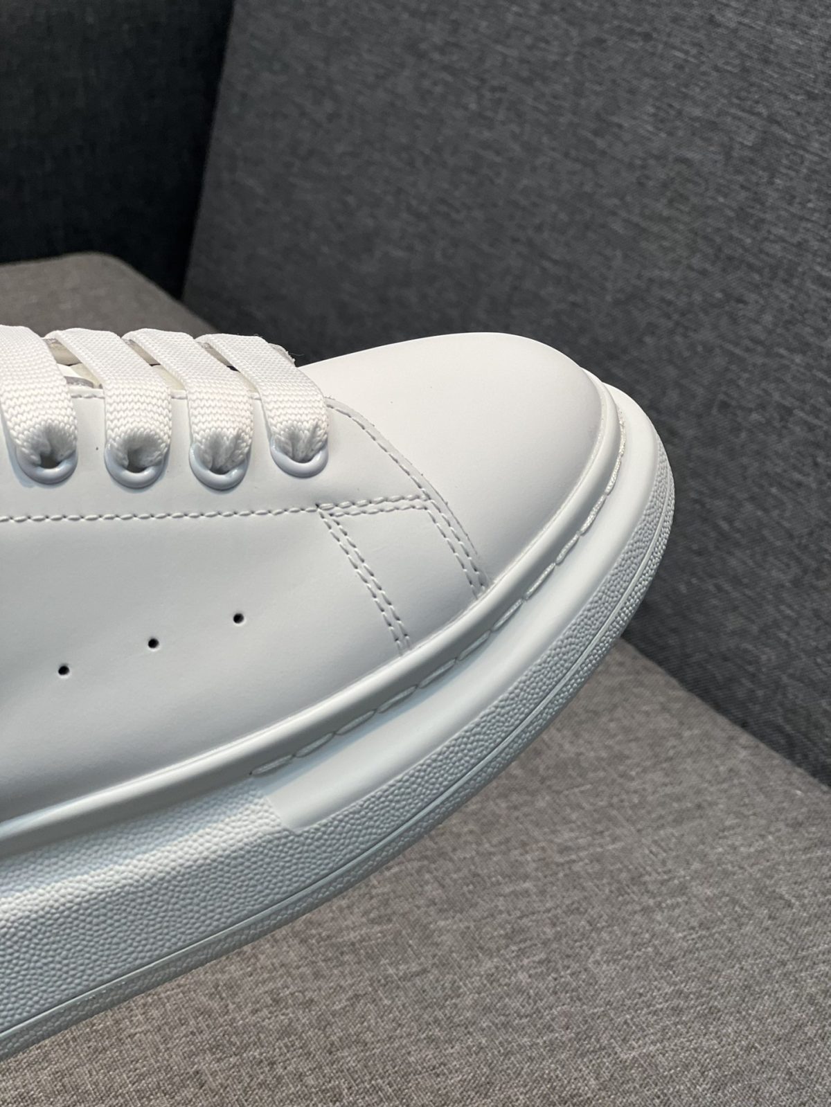 Alexander McQueen Men's/Women Sneakers Shoes Gr. 36 - 46 - Image 8