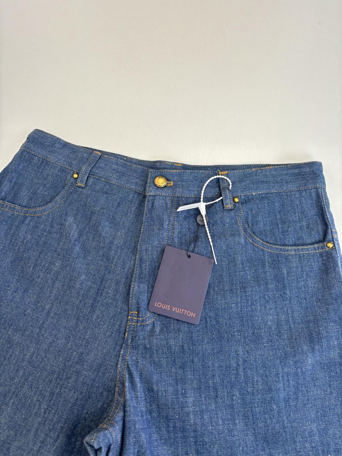 Louis Vuitton Unisex Shorts Size S-XL - Image 7