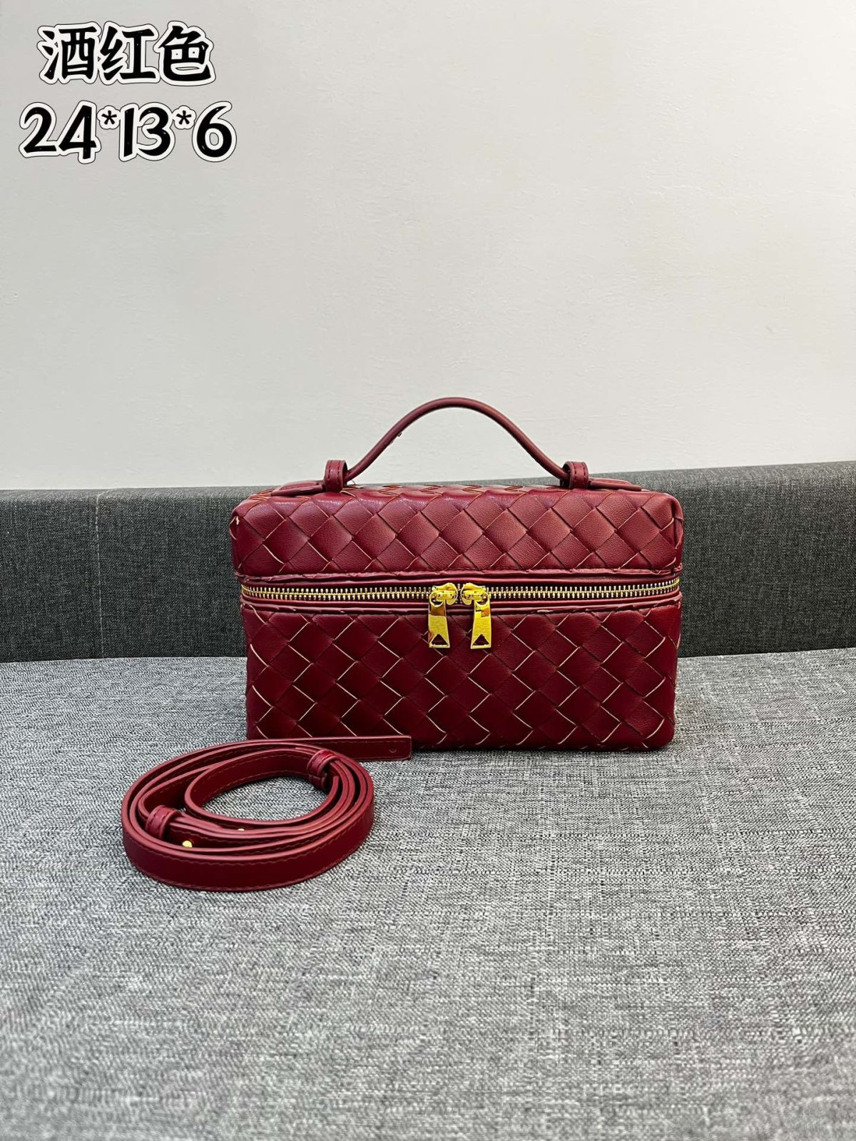 Bottega Veneta Vanity Case Shoulder Bags 24*13*6cm - Image 2