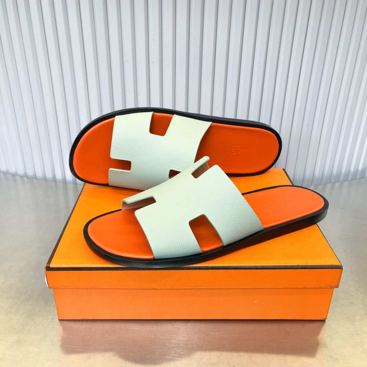 Hermes lzmir Sandals Size 40-45 - Image 3