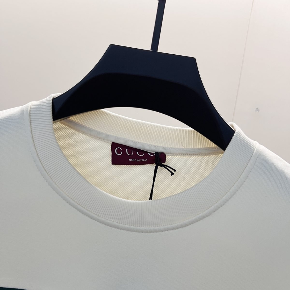 Gucci Unisex Sweatshirt Size S-XL - Image 8