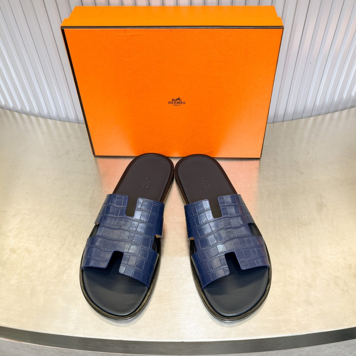 Hermes lzmir Sandals Size 40-45 - Image 2