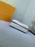 Louis Vuitton Monogram Eclipse Reverse Shoulder Bags Size 25*18.5*7cm - Image 5