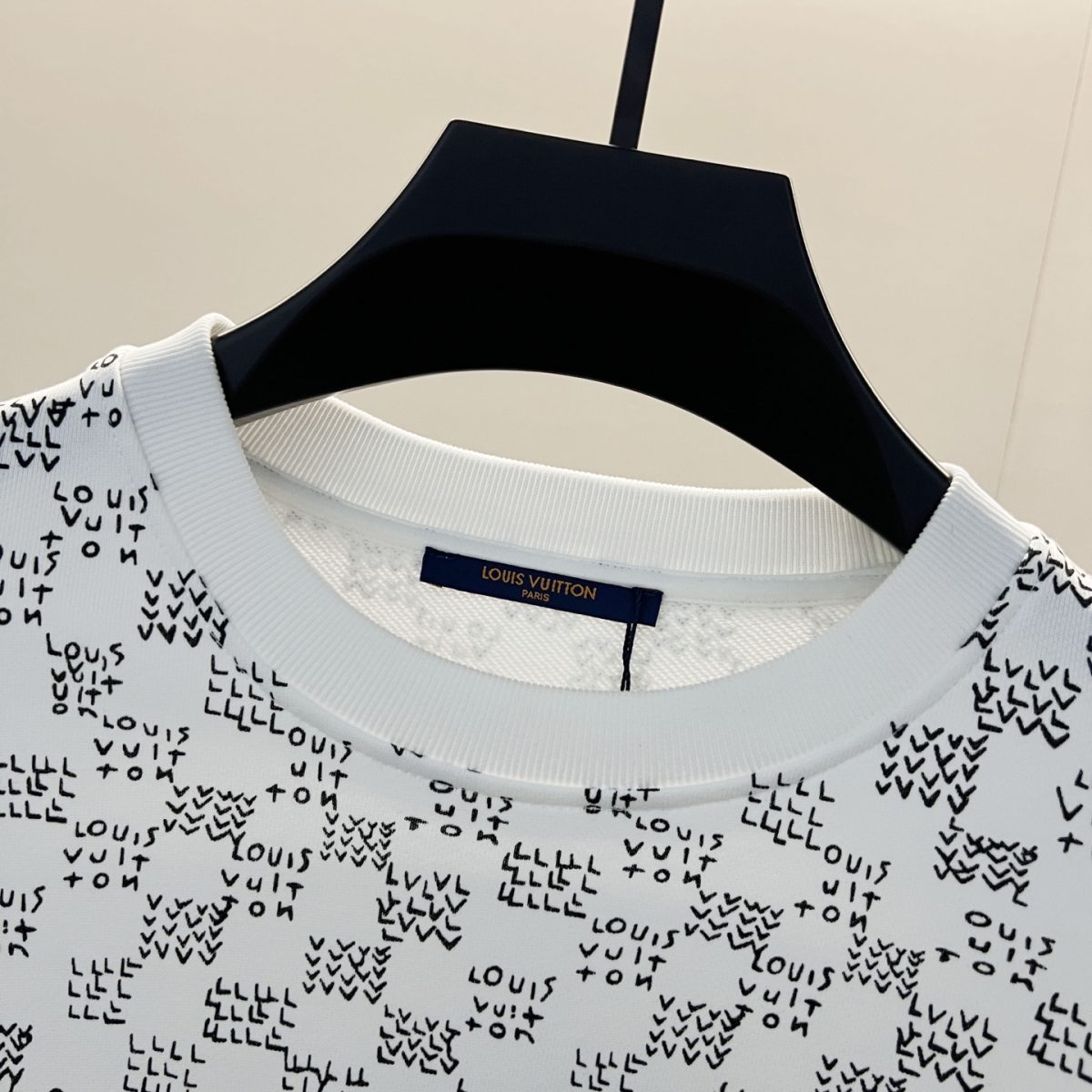 Louis Vuitton New Unisex Sweatshirt Size XS-L - Image 3