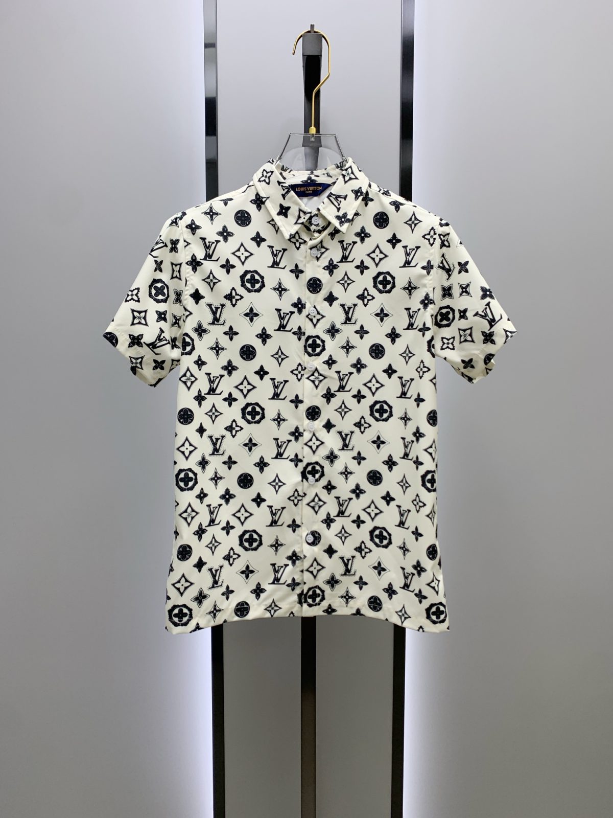 Louis Vuitton Sommeranzug Size M-XXL - Image 2