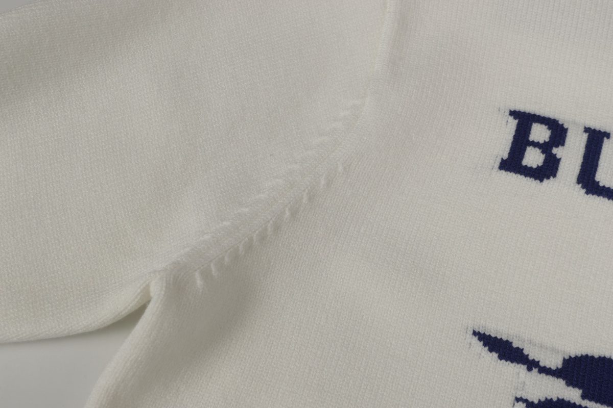 Burberry Unisex Sweatshirt Size S-L - Image 6