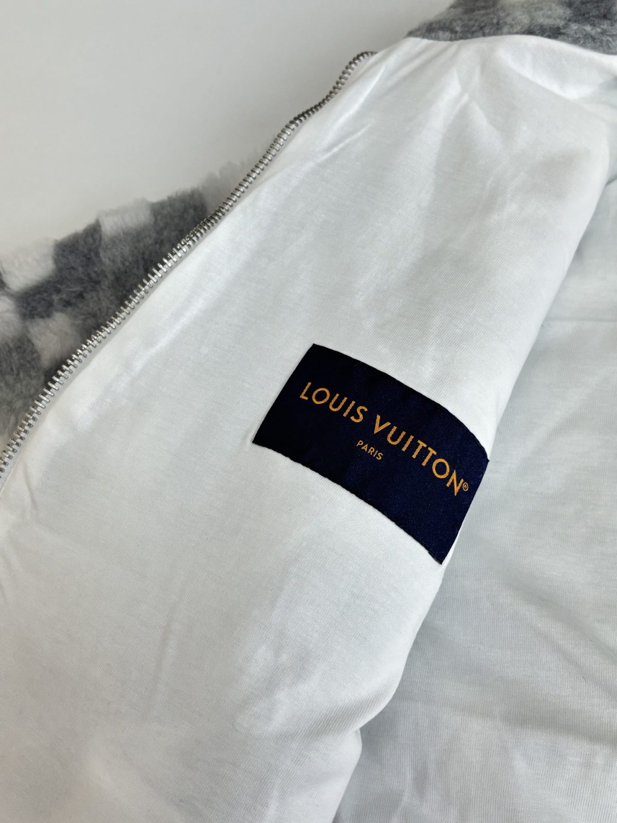 Louis Vuitton Unisex Jacket Size S-XL - Image 8
