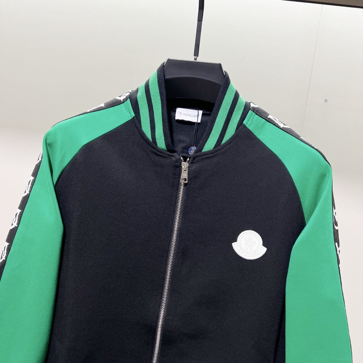 Moncler Unisex Jacket Size S-XXL - Image 2