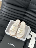 Chanel 2024 New Slippers Size 36-41 - Image 2