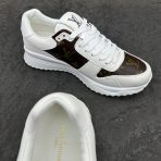 Louis Vuitton Run Away Sneaker Size 40 - Image 5