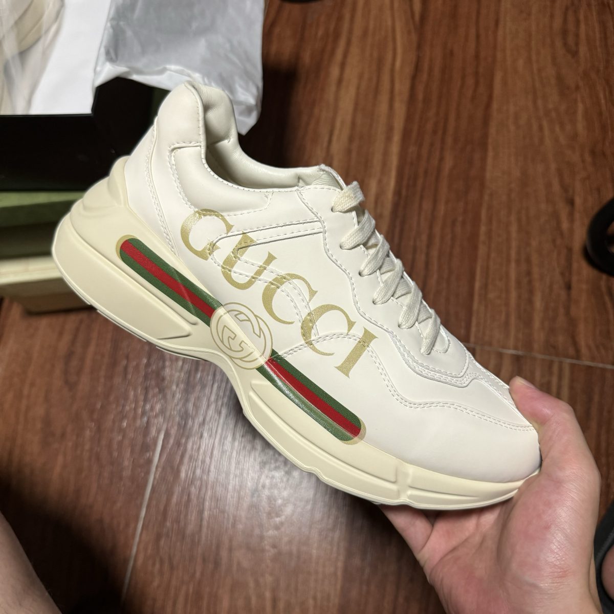 Gucci Sneaker Size 44 - Image 1